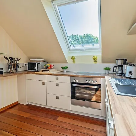 Inselhaus Og 제바트헤링스도르프